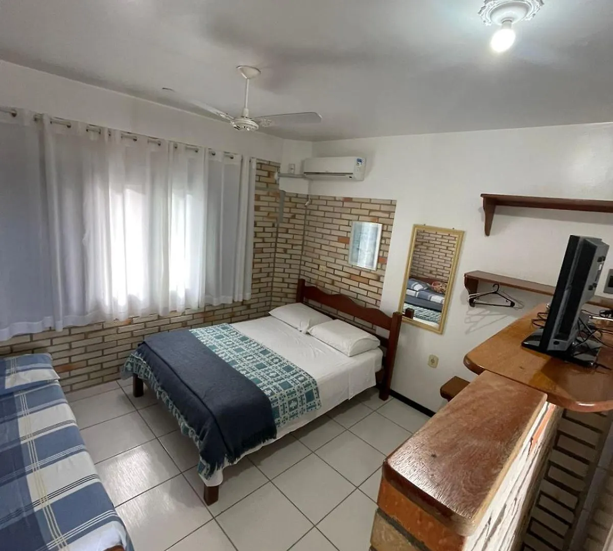 Apartamento Pousada Ramo De Acacia Bombinhas Brasil